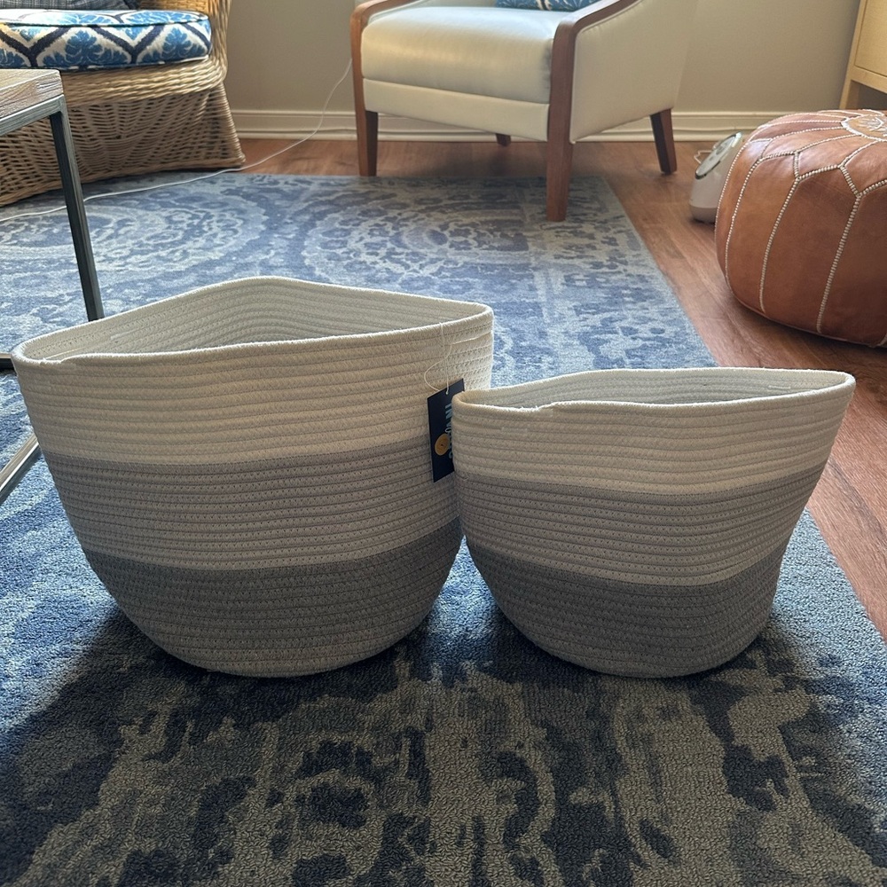 Organihaus Gray and White Woven/Rope Planters/Storage Baskets. NWT